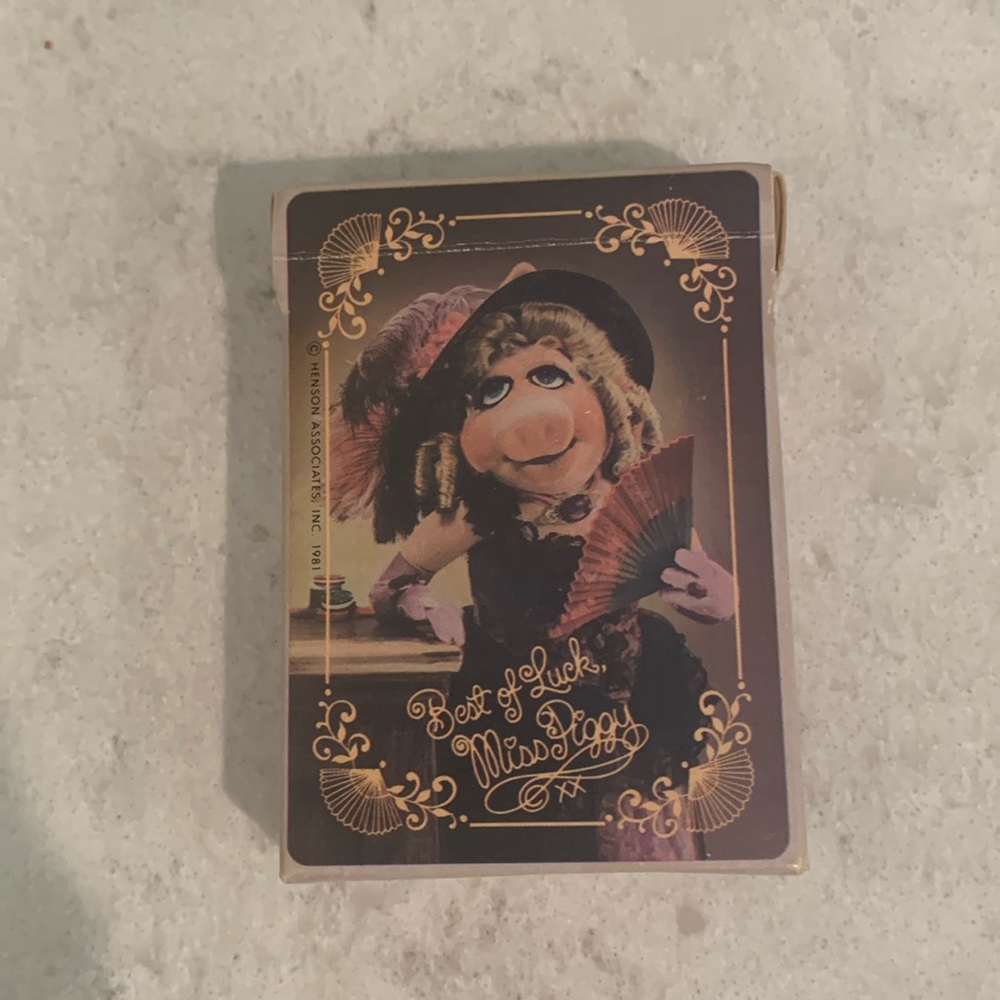 Vintage Hallmark Beat of Luck Miss Piggy playing cards